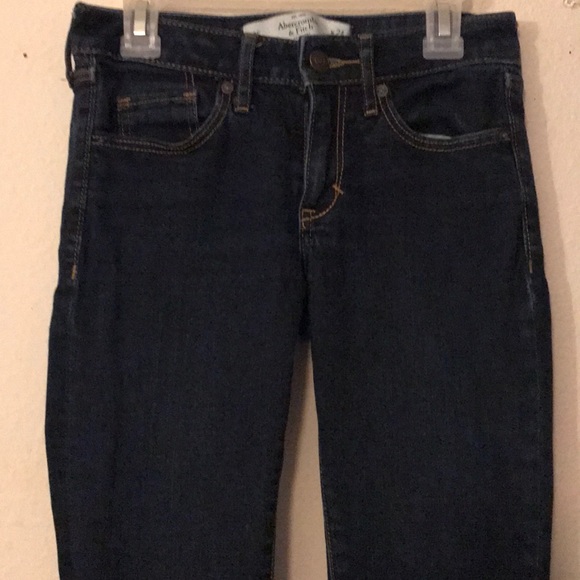 Abercrombie & Fitch New York - Picture 2 of 5